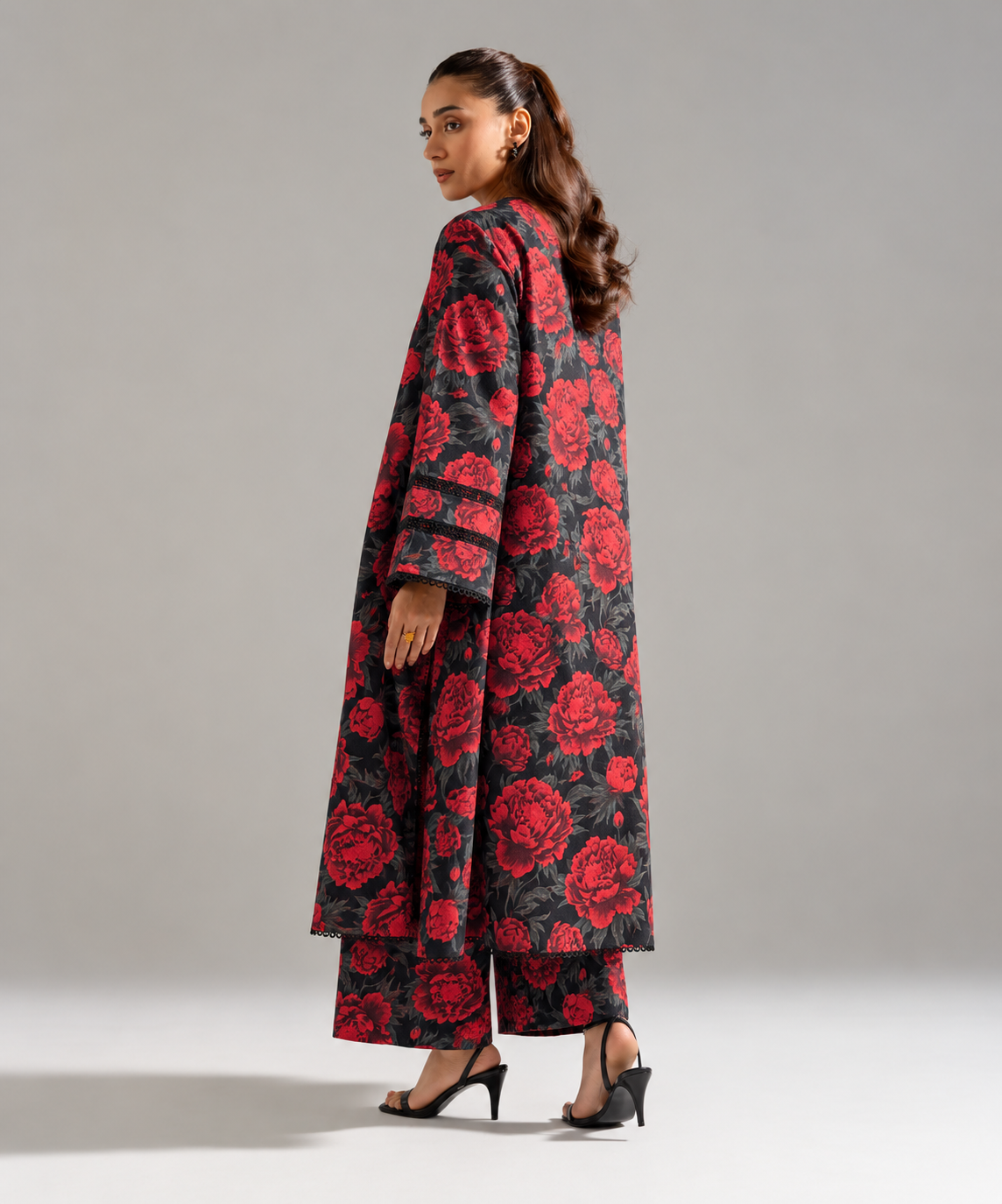 2PC Printed Khaddar Stitched Suit