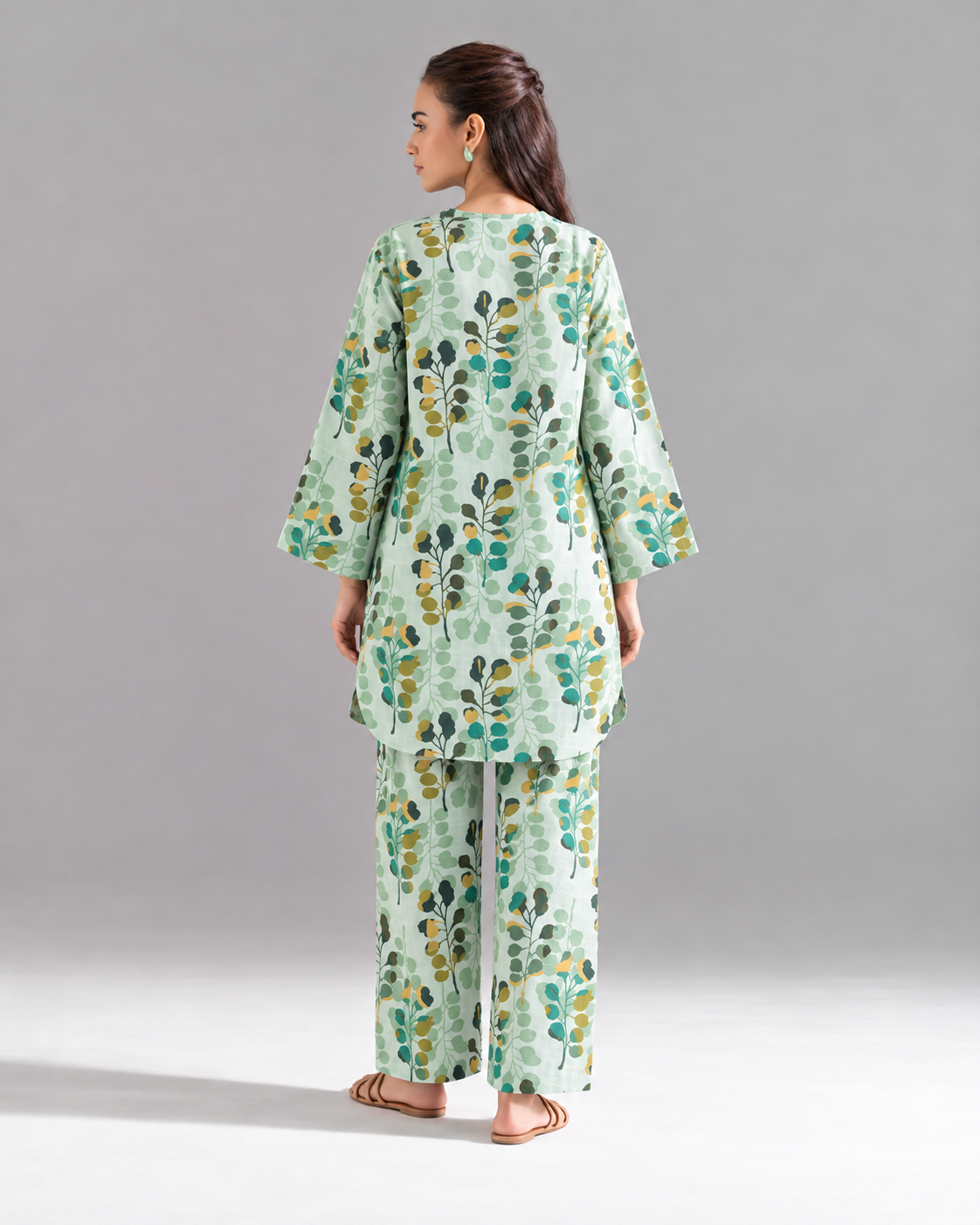 2PC Printed Khaddar Stitched Suit