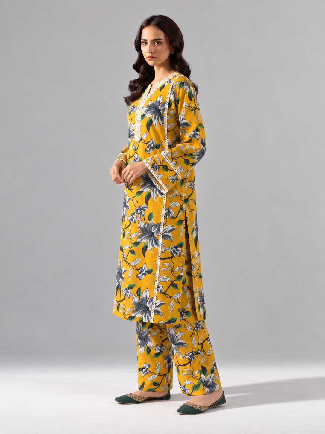 2PC Printed Khaddar Stitched Suit