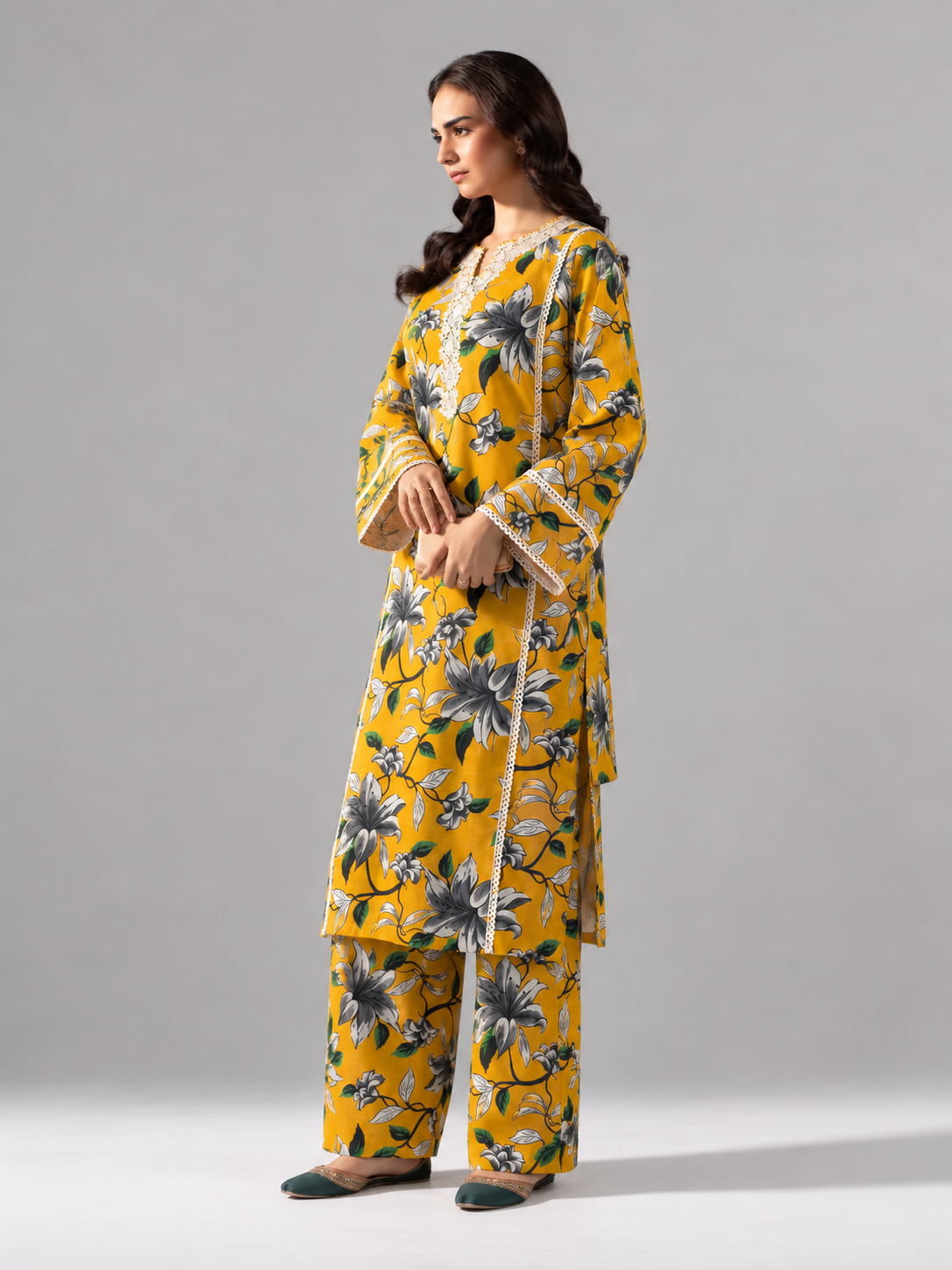 2PC Printed Khaddar Stitched Suit