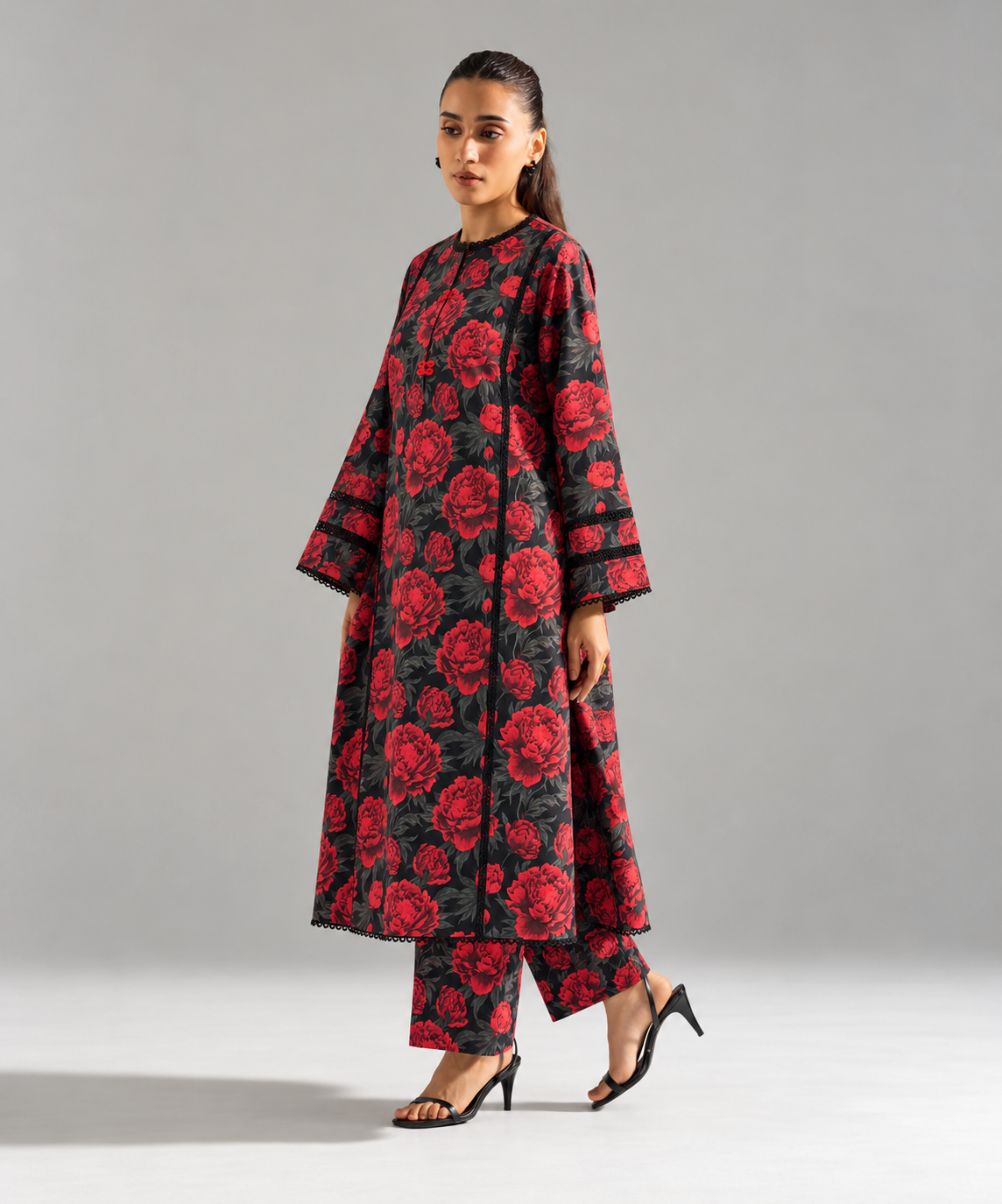 2PC Printed Khaddar Stitched Suit