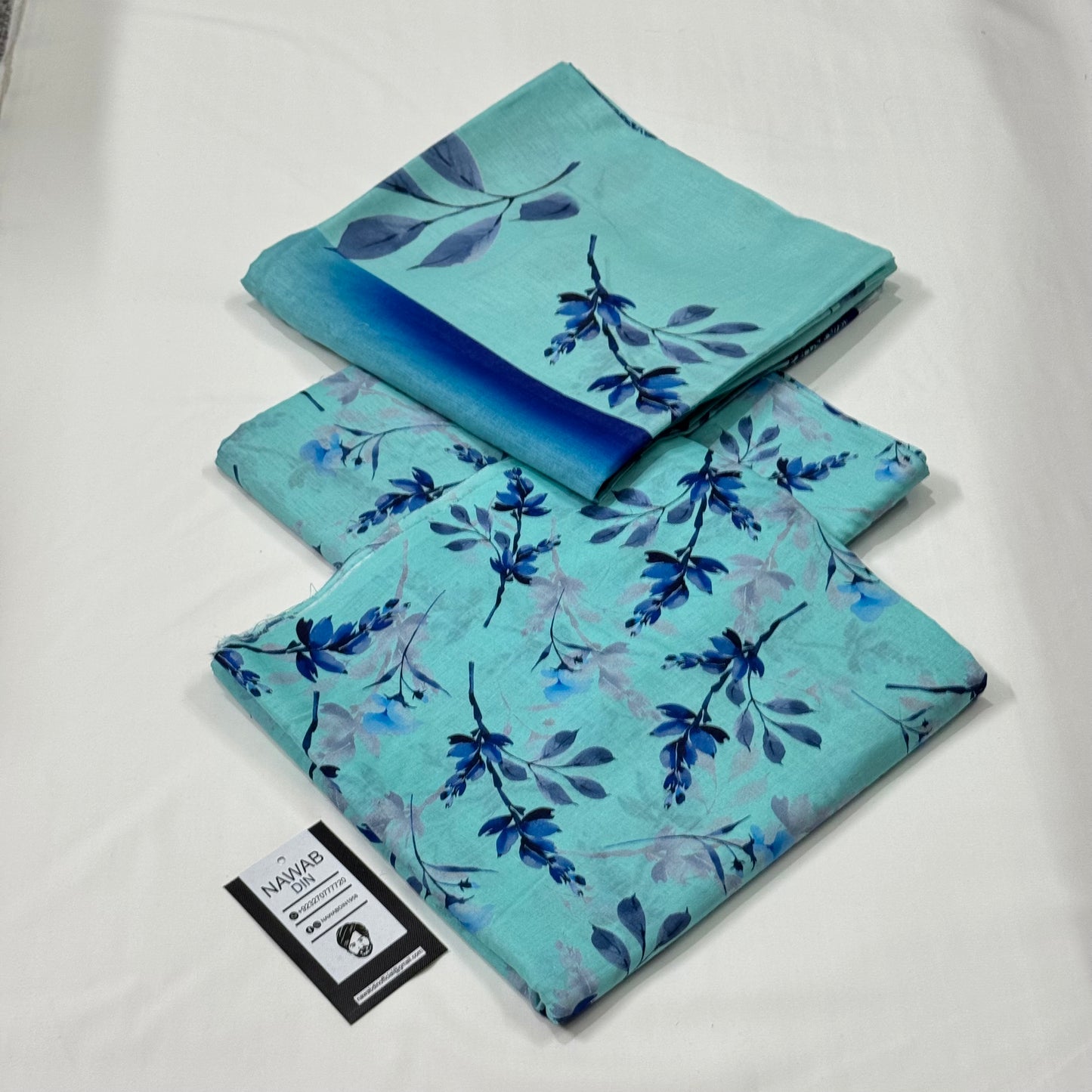 3 Pc Lawn All Over Printed Suit