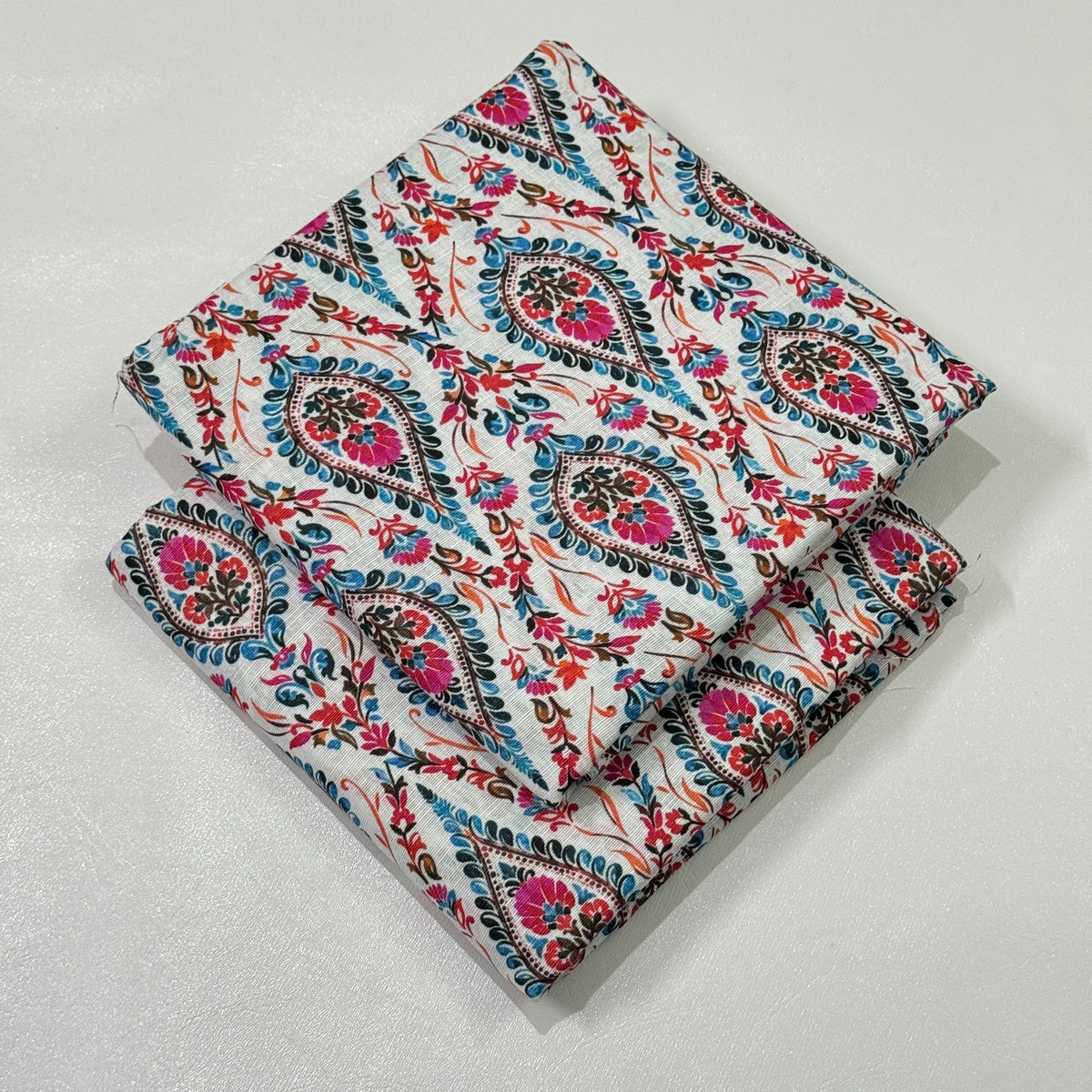 2 Pc Khaddar Printed Suit